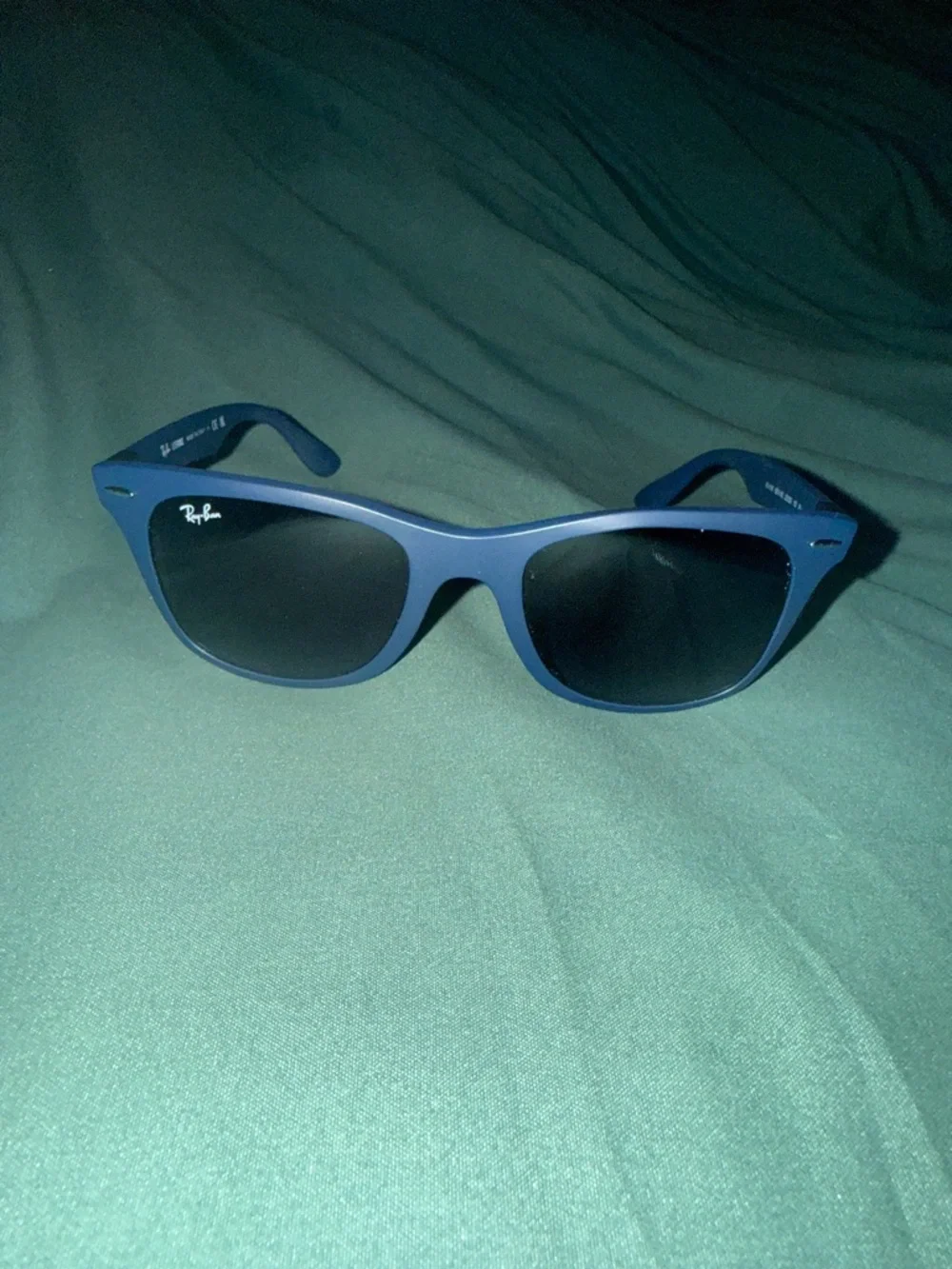 Ray-Ban Wayfarer Liteforce RB4195 matte blue - 52mm